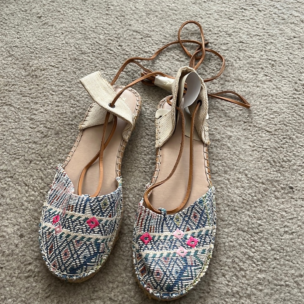 NEVER BEEN WORN!!! Mix No. 6 shoes with ties around ankle/leg.  Size 10